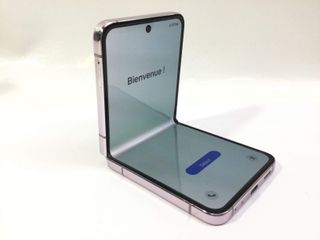 SAMSUNG GALAXY Z FLIP 5 8GB 256GB E43065