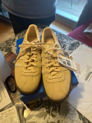 Adidas BRMD W Beige Talla 39.5