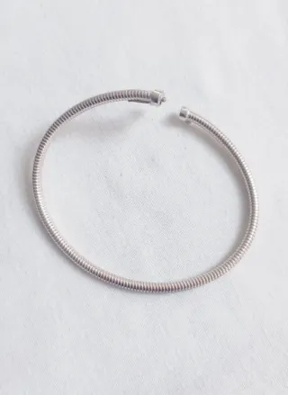 Pulsera Plata Ley 925 Media Caña semi abierta.