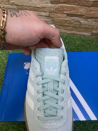 Adidas Gazelle Teal/Blanco Talla 39 1/3 y talla 40