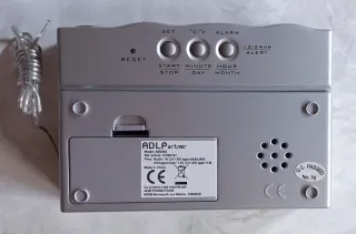 Radio despertador con termómetro y proyector hora