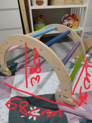 Estructura de madera para escalar bebés