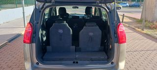 Peugeot 5008 2.0 HDI  2012