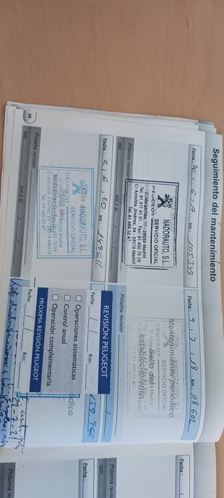 Peugeot 5008 2.0 HDI  2012