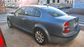 Skoda Superb 1.9 TDI 116CV Collection