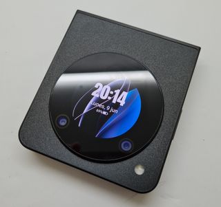 Smartphone ZTE NUBIA FLIP 5G 256GB 8GB NX724J