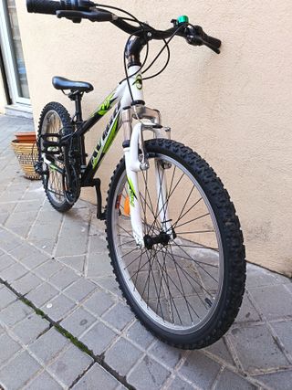 Bicicleta BTT 24" Avigo