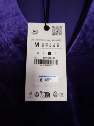 Vestido morado de terciopelo