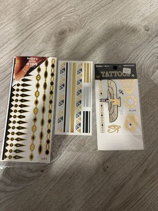 Tatuajes Metálicos Dorados y Plateados