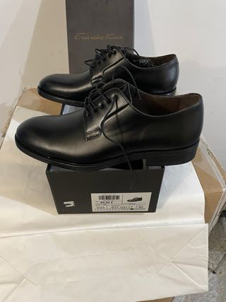 Zapatos Emidio Tucci Negros Talla 42.