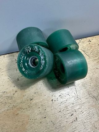 4 Ruedas Carver Roundhouse EcoThane 75mm 81A