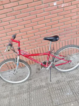 Bicicleta Monty Scenic 407  Roja