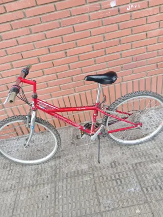 Bicicleta Monty Scenic 407  Roja