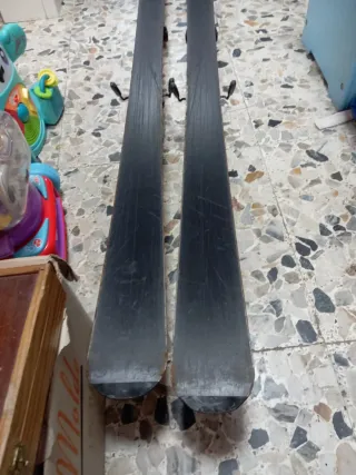 Esquís Fischer... 168 .