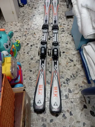 Esquís Fischer... 168 .