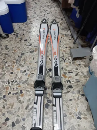 Esquís Fischer... 168 .