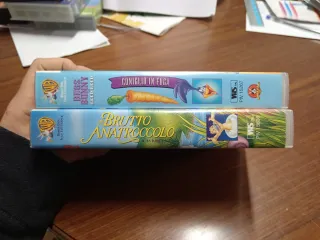VHS Il Brutto Anatroccolo & Bugs Bunny