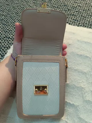 Bolso bandolera beige y blanco