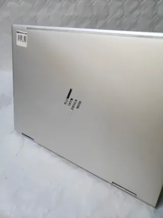 HP MateBook 13 13-AE001NS Plata