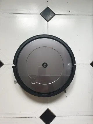 Robot Aspirador Friegasuelos Roomba Combo R1138