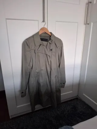 Gabardina Zara Basic Verde Talla M