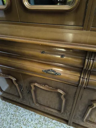 Mueble aparador vitrina madera