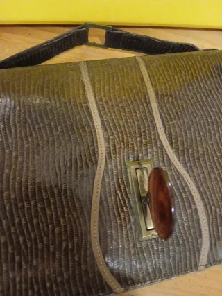 Bolso de piel vintage años 20