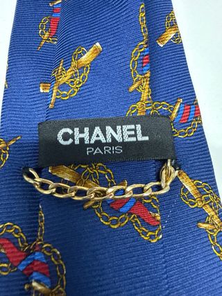 Corbata vintage azul y dorada