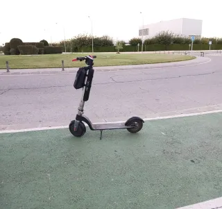 Patinete Eléctrico Cecotec Bongo Serie A