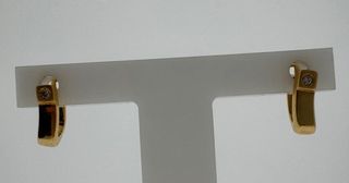 PENDIENTES DE ORO 18 QUILATES Y DIAMANTE NATURALES