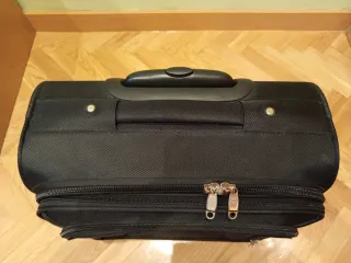 URGE Maleta / Trolley ejecutivo color negro 3 bols