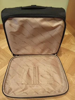 URGE Maleta / Trolley ejecutivo color negro 3 bols