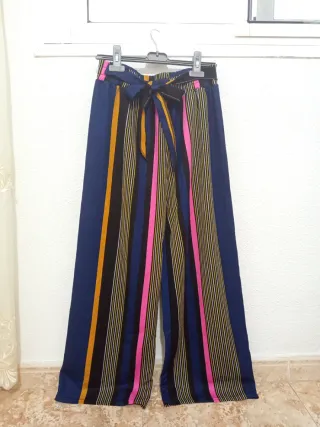 Pantalón palazzo ancho a rayas multicolor