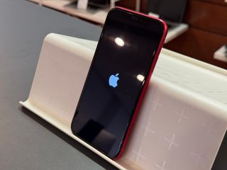 iPhone 11 rojo - GARANTIA