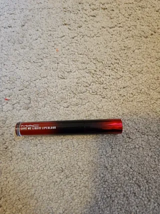 MAC Love Me Liquid Lipcolour