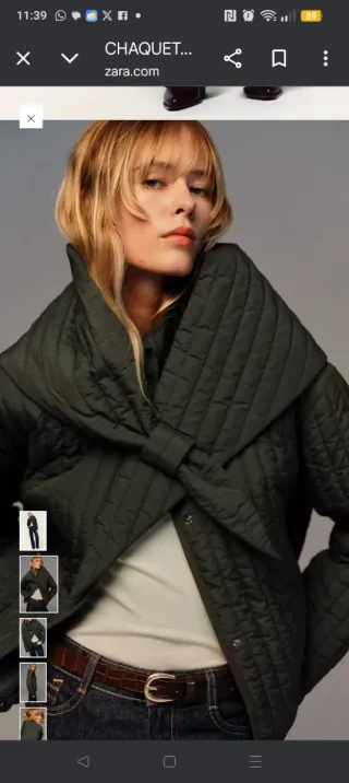 Chaqueta acolchada con bufanda desmontable