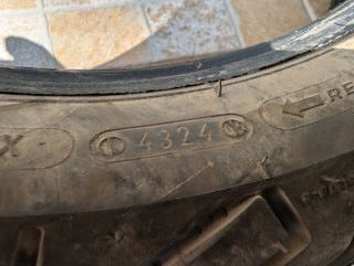 Pneu Michelin City Grip 2 110/80-R14 Usado