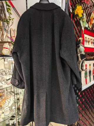 Elegante cappotto uomo nero