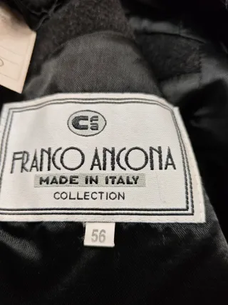 Elegante cappotto uomo nero