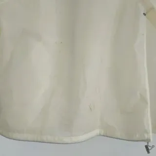 Cortavientos con capucha beige y blanco