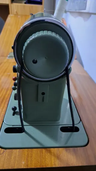 Macchina da cucire Borletti