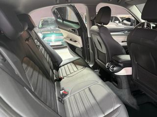 Alfa Romeo Stelvio 2022