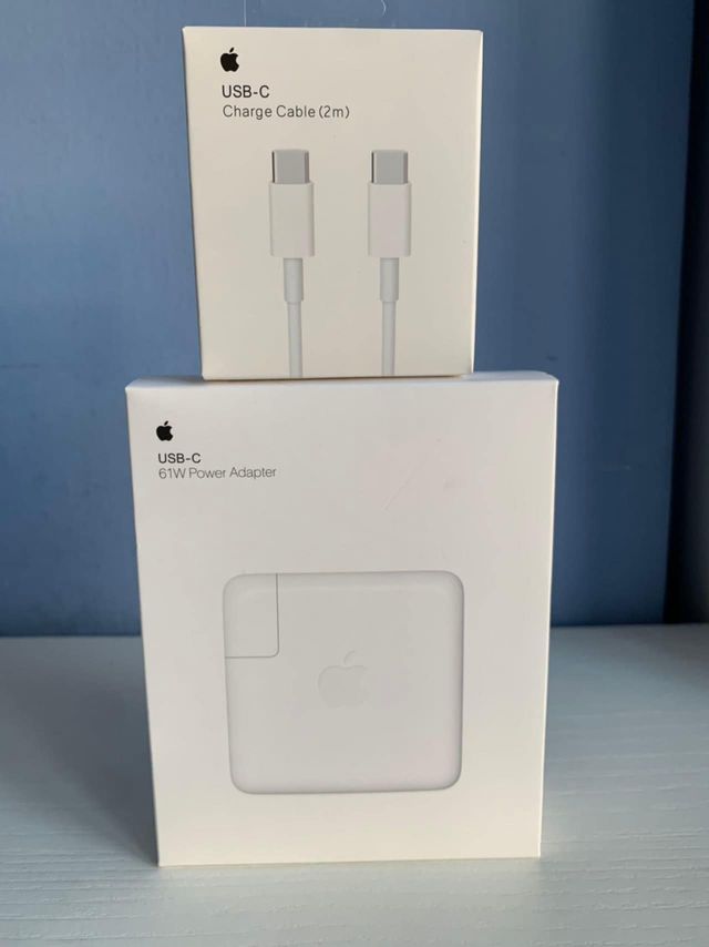 Adaptador USB-C 61W y Cable Carga 240W Apple