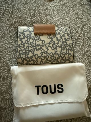 Billetera Tous Beige y Gris
