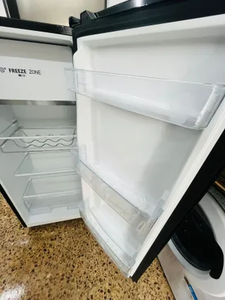Nevera Hisense pequeña con garantía