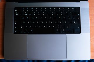 MacBook Pro M1 (2021) | 16 GB RAM | 1 TB SSD