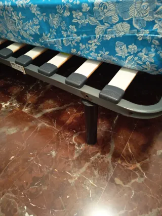 Colchón y somier con patas 90cm