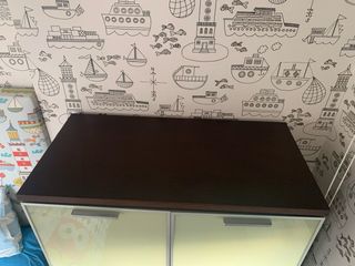 Mueble auxiliar puertas acero/cristal