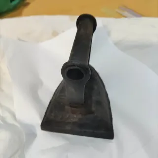 Plancha de hierro antigua