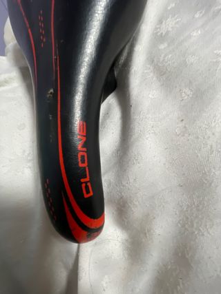 Sillín Bici Negro/Rojo Comfort System